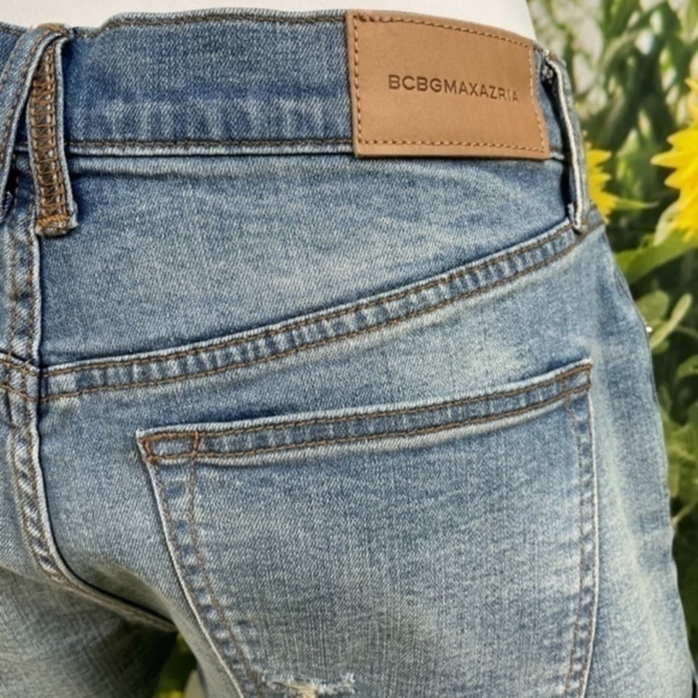 BCBG Blue Distressed Denim Shorts 27 - Picture 10 of 16